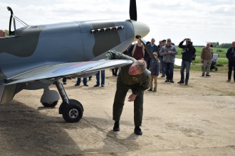 the spitfire club, tourist  gallery image 7